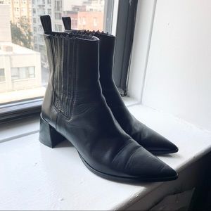 ZARA WOMAN Heeled Black Leather Ankle Boots